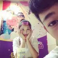 萌系情侣qq头像二十首情诗与绝望的歌