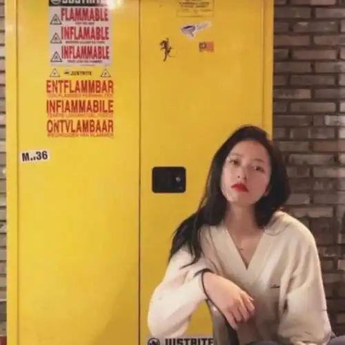 一组黄色系温柔女生头像,请签收