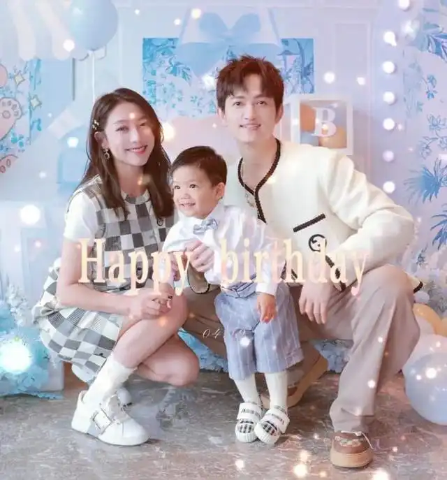 马可2岁儿子正脸首曝光眯眯眼大鼻头,网友浪费爸爸好基因