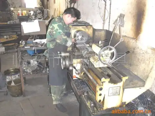 临安市鸿鑫模具厂