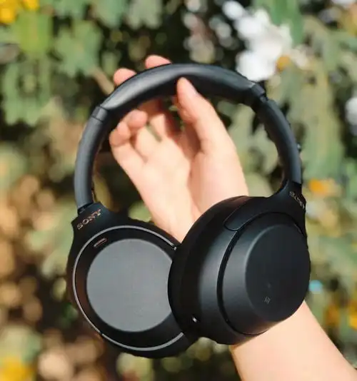 2021头戴式耳机推荐蓝牙耳机无线耳机降噪耳机游戏头戴式耳机选购指南,高端降噪平价学生党头戴式耳机618推荐系列