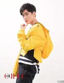 张逸杰杂志大片曝光演绎治愈系萌帅