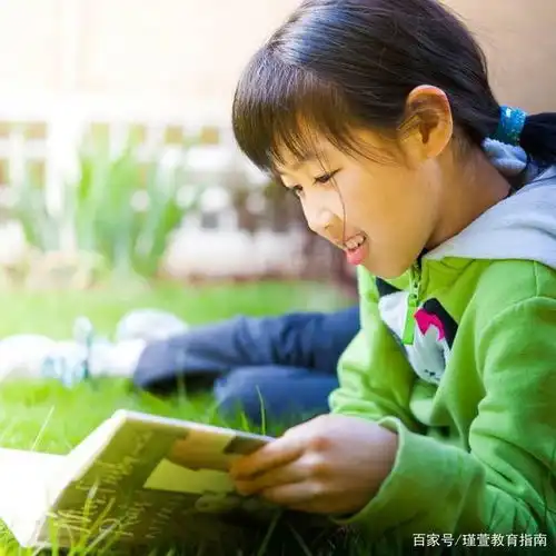 女儿就应该惯着养培养好性格才是关键,让小棉袄更温暖