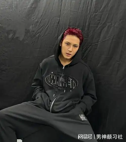 国内男生照搬韩系穿搭容易翻车金珉奎这12套演示,你没看过吧