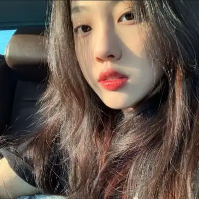 素颜自拍女生头像ins,品味自拍