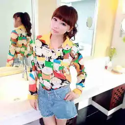 白衬衫露锁骨女生头像微信头像图片大全