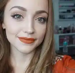 杨幂唐嫣都如此追捧脏橘色,竟然承包了半个娱乐圈