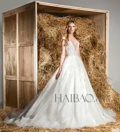 公主风格婚纱打造甜美浪漫新娘