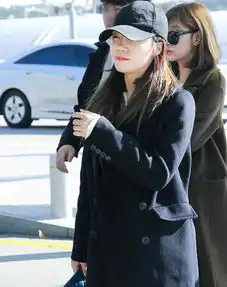 早春怎么搭配学韩国郑恩地穿大衣,小个子凹出大长腿