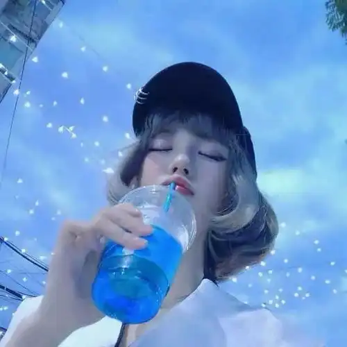 这几款流行的短发,你看了一定会控制不了自己想剪剪剪
