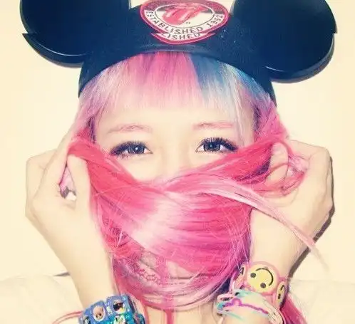 谁有这张图片完整的耳朵这是我自己拼上去的求连接求图片