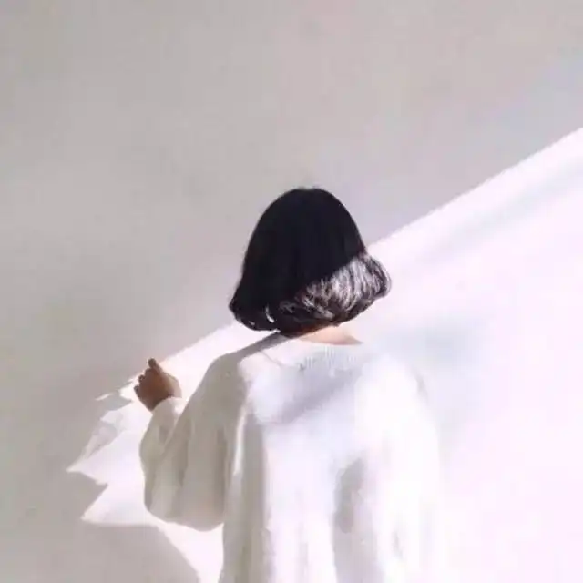 禁欲系头像女生背影系男