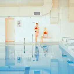 趣看泳照也走性冷淡风,看完只想找个空旷的泳池清凉一夏