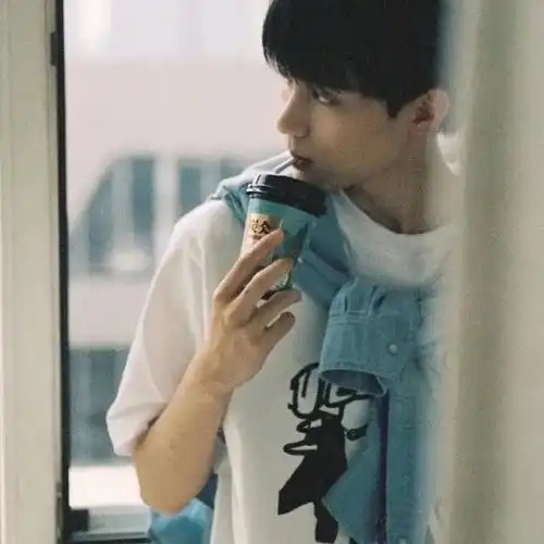 男孩子的头像134