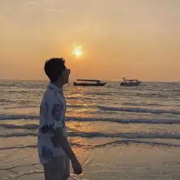 情侣头像始于心动,终于白首