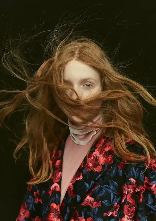 男生红色系古风头像女生