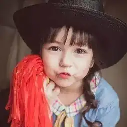 9款小女孩美美的编发发型,心情也美美的