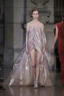 yiqingyin殷亦晴发布2016春夏高级定制系列