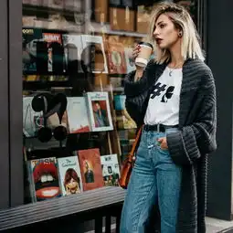 穿上这件温暖牌毛衣外套,男友直呼你是他的暖宝宝