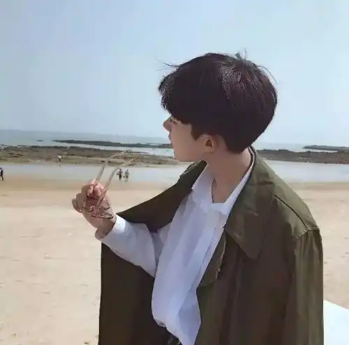 最受异性喜欢的三个特征男生都喜欢漂亮的女生吗腾讯新闻