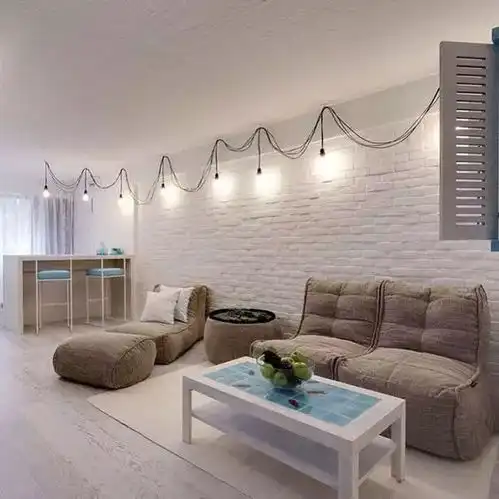 红砖墙一刷白,立马变小清新