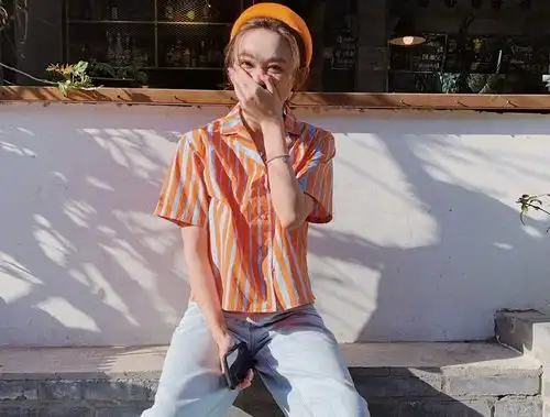 初春最亮的色彩竟是它橙色的两组配色好美,快来做橙子味的女孩