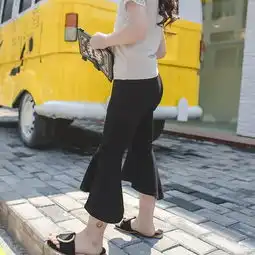 黑色系女生可爱头像喇叭