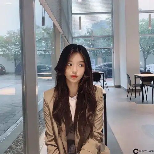 仙女颜值偶像级女孩深邃五官太撩人甜美笑容释放满满气质