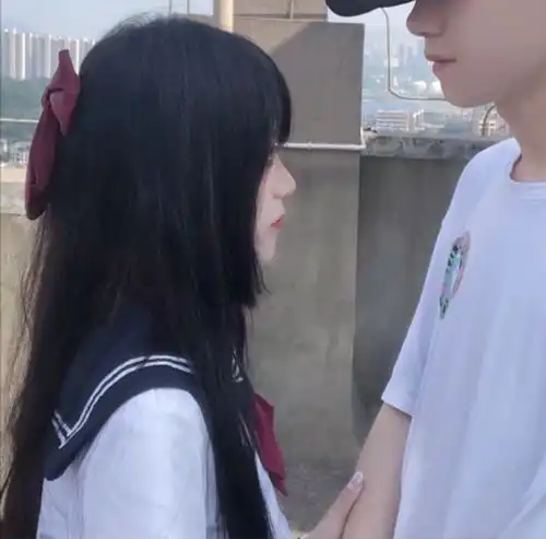 情侣头像拥抱系男生