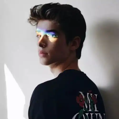 无数好看的壁纸头像都来了