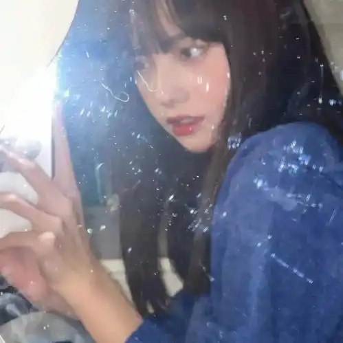 头像丨我喜欢我看向别处时他看向我的目光