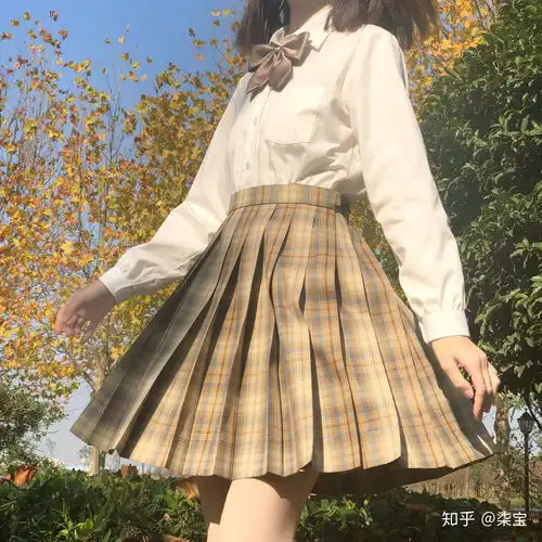 有什么值得推荐的黄色系格裙