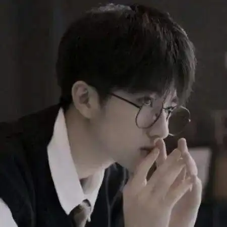 治愈系红白色头像男伤感