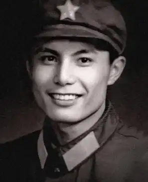 当代优秀摄影师瞬时光影组委会华摄荣耀杯二等奖获奖者其三