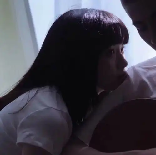 憨憨的搞怪情侣头像