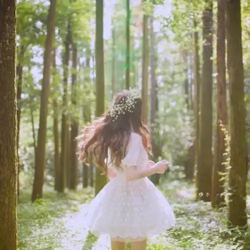 粉系小清新女生头像阳台