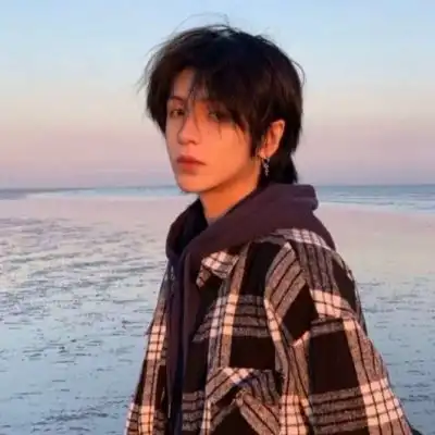 朴灿恩玩网男头