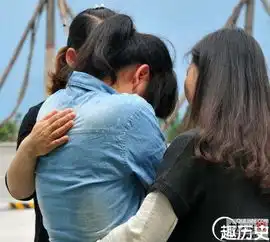 校园暴力女生被欺凌患抑郁系是同寝室女孩殴打
