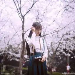 武大校花黄灿灿与男友激吻照曝光