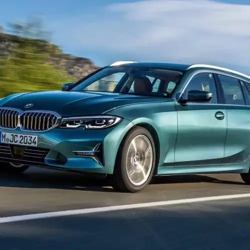 新宝马3系旅行霸气登场,满油900km,实用性碾压3系