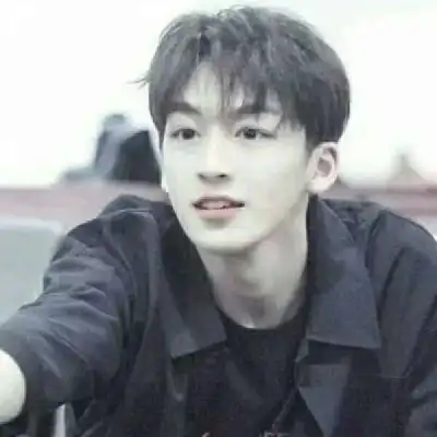 优质男头太阳不是突然落山的.