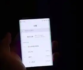 大神爆料疑似小米可折叠三面屏手机曝光,支持双卡采用miui10系统