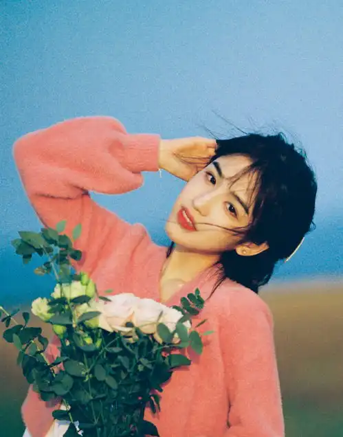 美女禁欲系高级感头像真