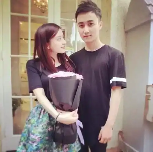 情侣头像绿色系一男一女