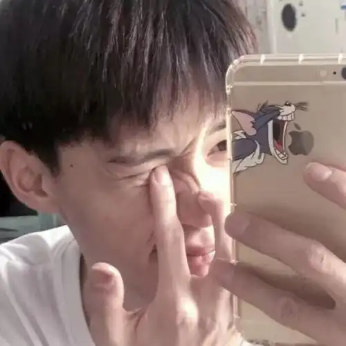 男生头像以热爱的态度对待生活就是对自己温柔