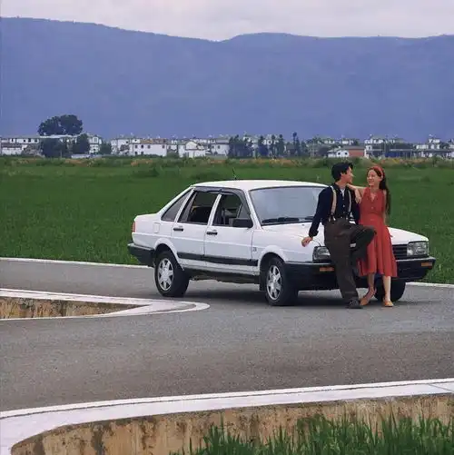 心动系情侣头像轿车