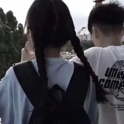 情头一半一张真人背影qq情头双人一人一张背影系列精选