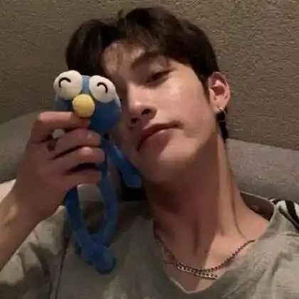 帅气酷的男生头像,有些遗憾那就随它去