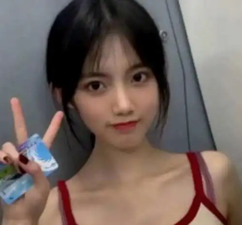 治愈系女生头像干净女头