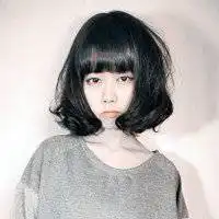 微信头像女生短发个性背影